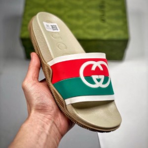GUCCI Gucci interlocking double G slippers Gucci new version of the word beach slippers