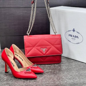Prada Designer Giftset For Her